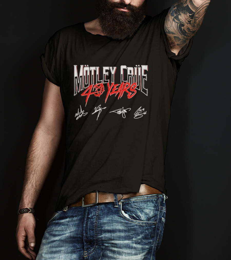 Mötley Crüe 40 Years Anniversary Signatures T-Shirt