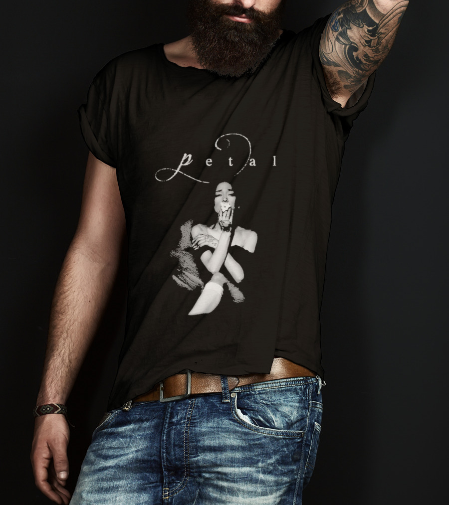 Petal Script Ariana Grande T-Shirt