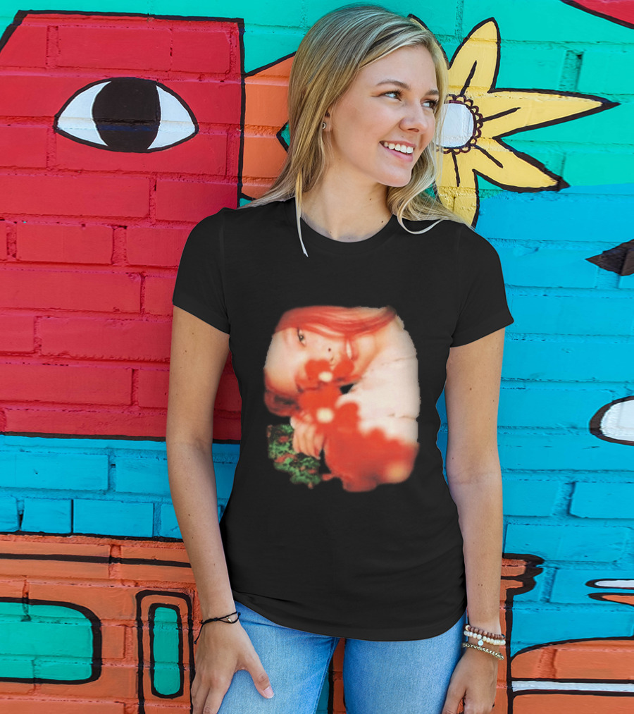 Complex Jennie Flower Photo Red Hair Aesthetic T-Shirt