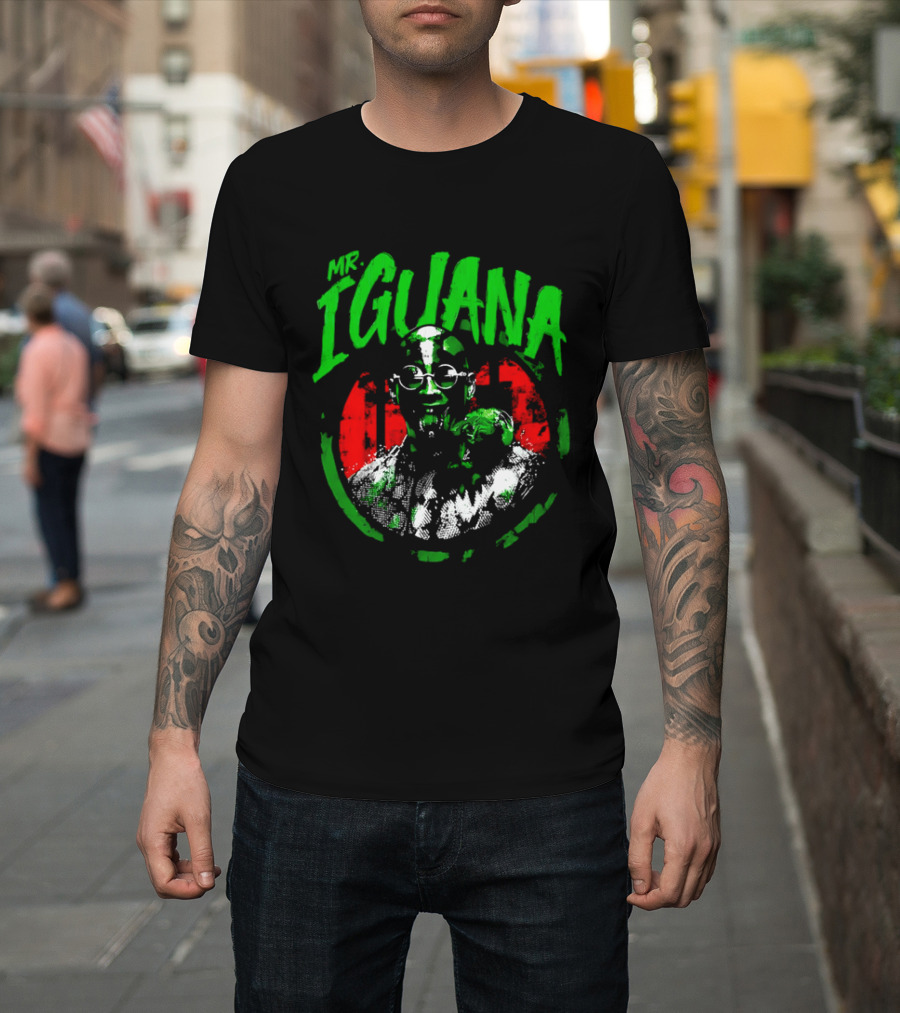 Mr Iguana Man Round Sunglasses Lizard Red Distressed Bootleg T-Shirt