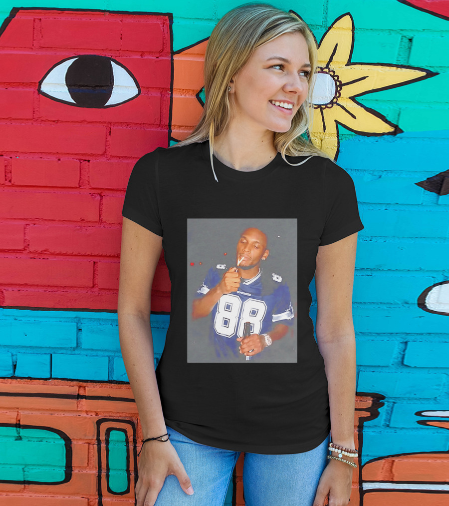CeeDee Lamb Dallas Cowboys 88 Jersey Holding Beer Smoking T-Shirt