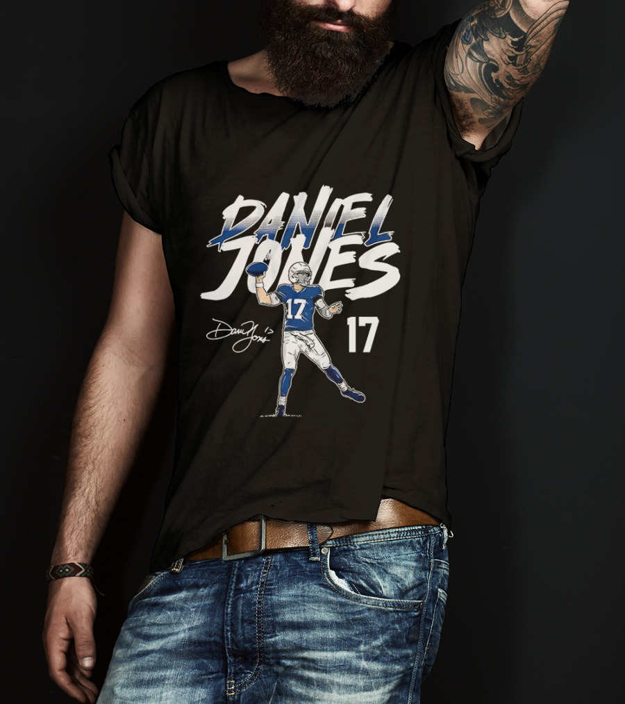 Daniel Jones 17 Football Quarterback Pose Indiana T-Shirt