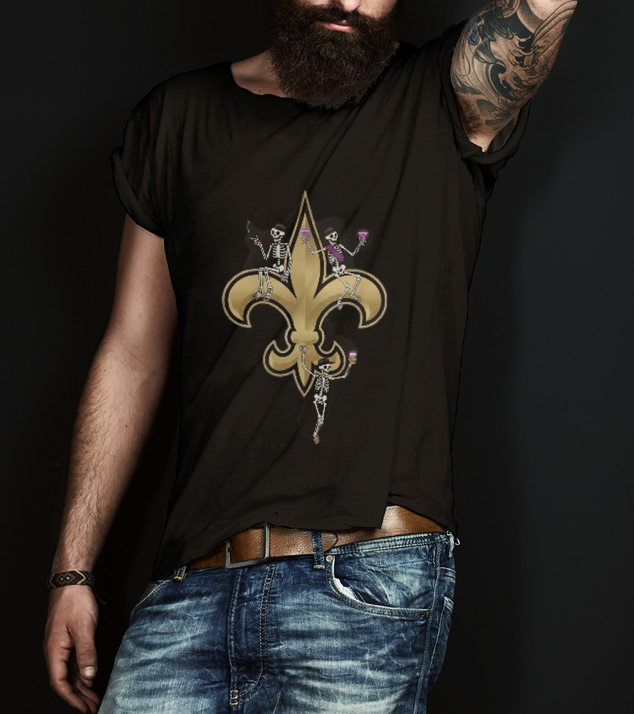 New Orleans Saints Fleur De Lis Skeletons Drinking Smoking T-Shirt