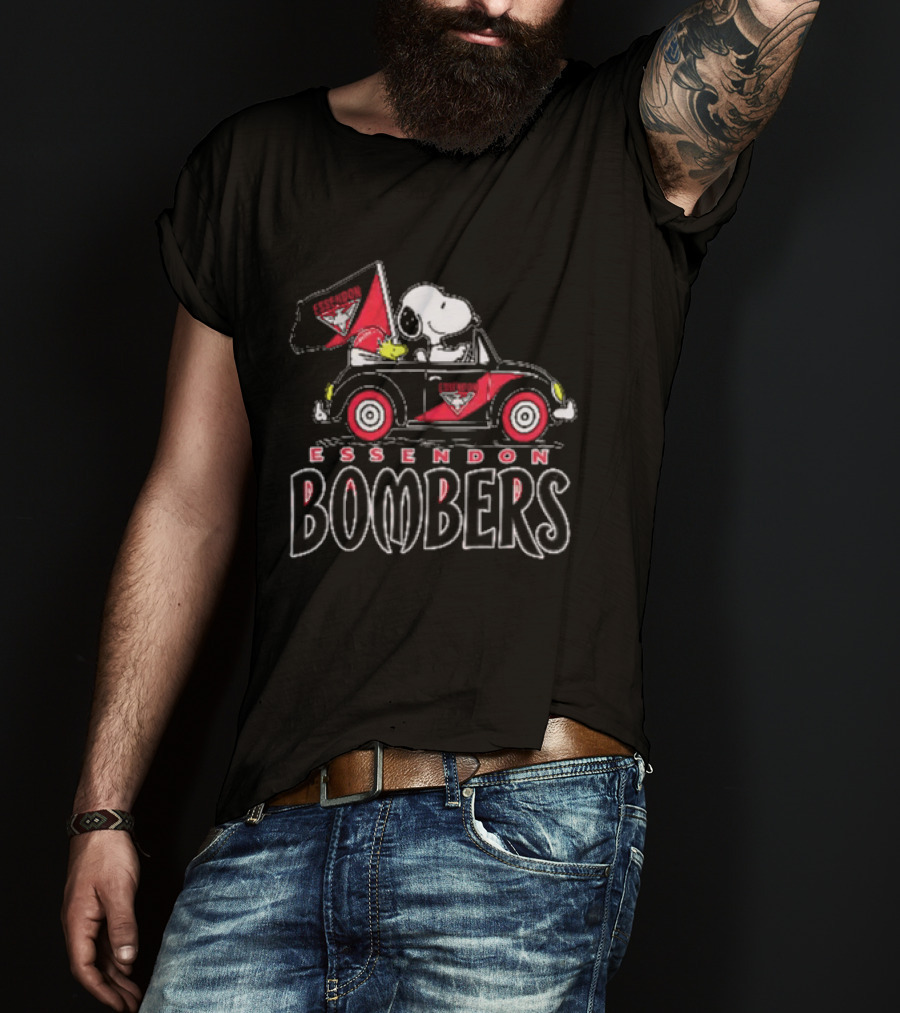 Essendon Bombers Snoopy Woodstock Driving Classic Car With Flag T-Shirt