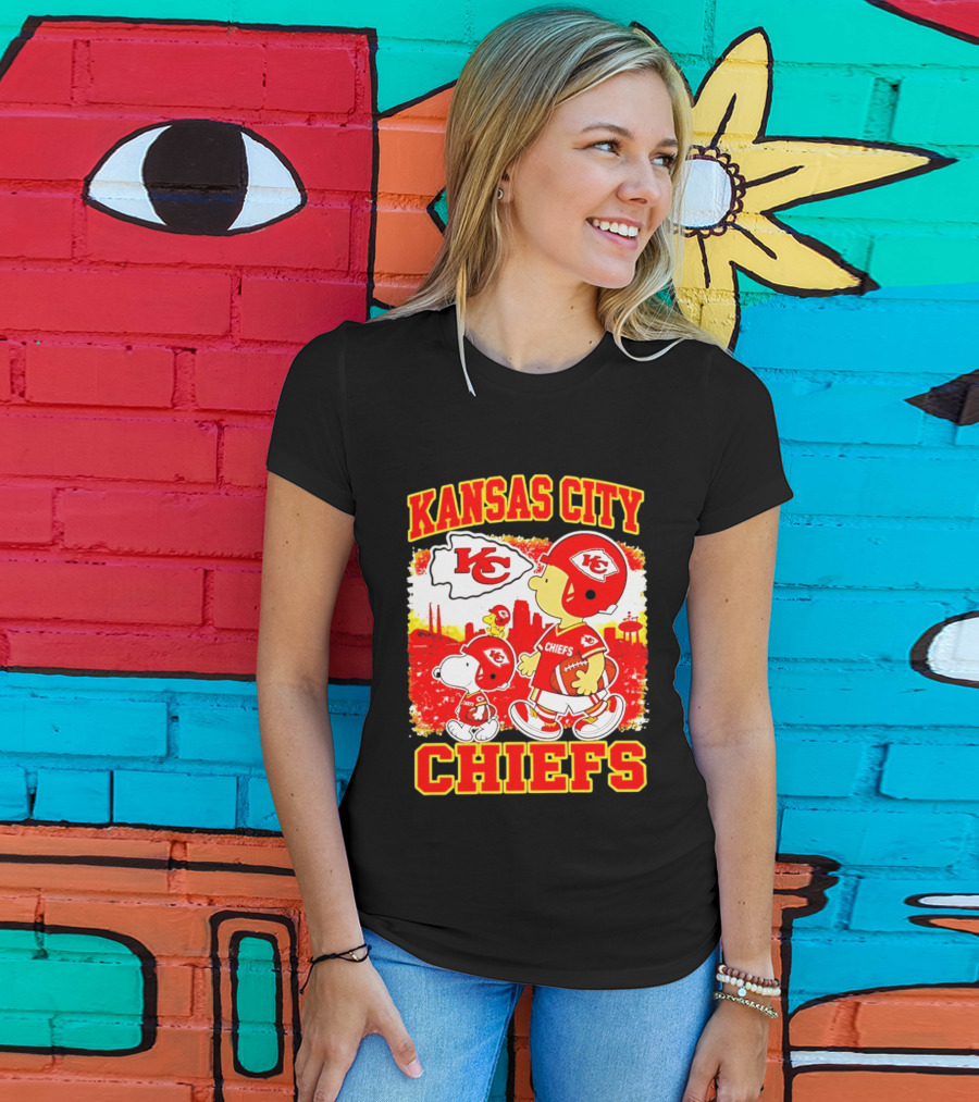 Kansas City Chiefs Snoopy Woodstock Skyline Football 2026 T-Shirt