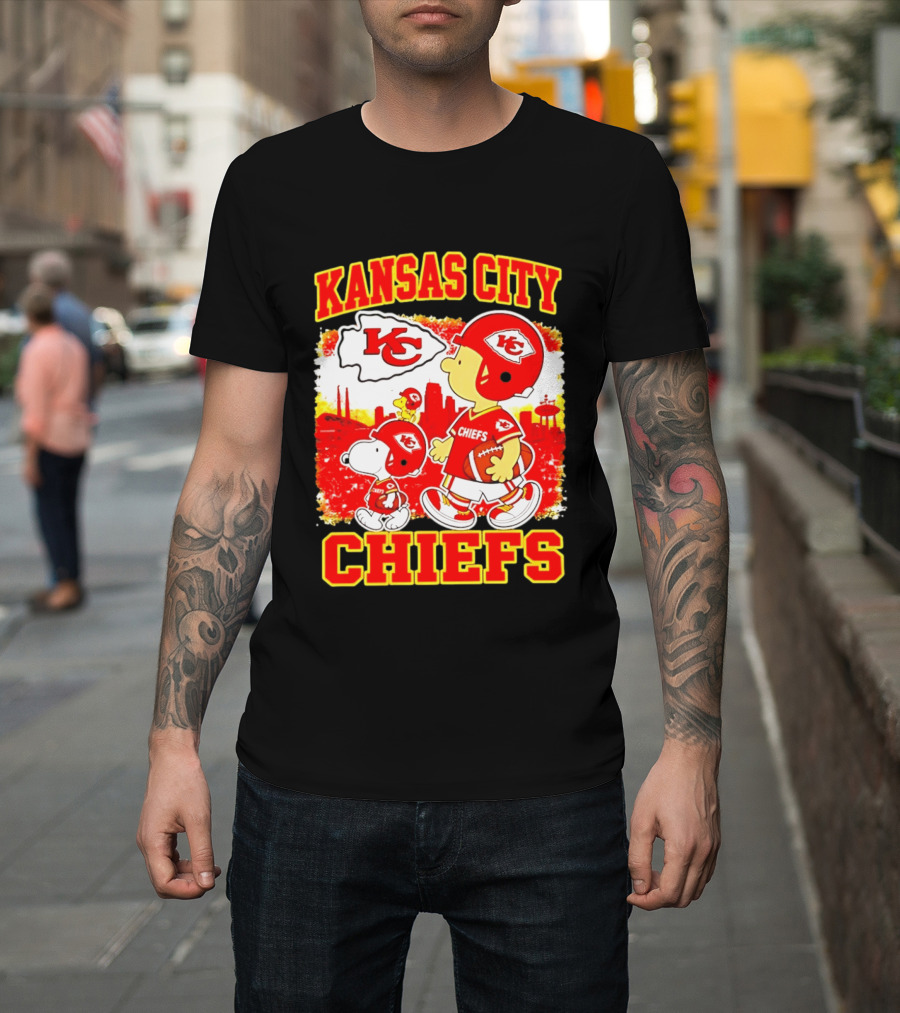 Kansas City Chiefs Snoopy Woodstock Skyline Football 2026 T-Shirt
