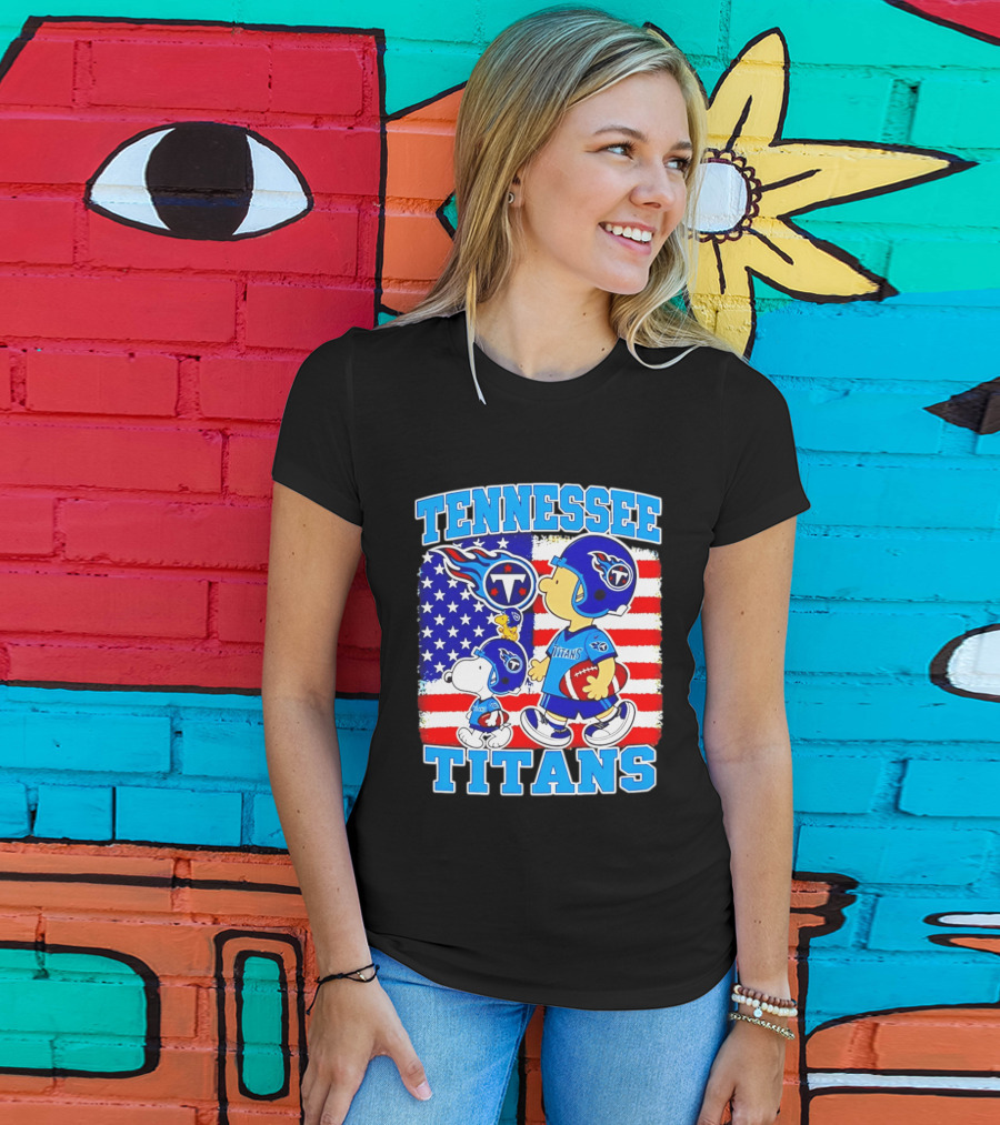 Tennessee Titans Snoopy Woodstock American Flag NFL Football 2026 T-Shirt