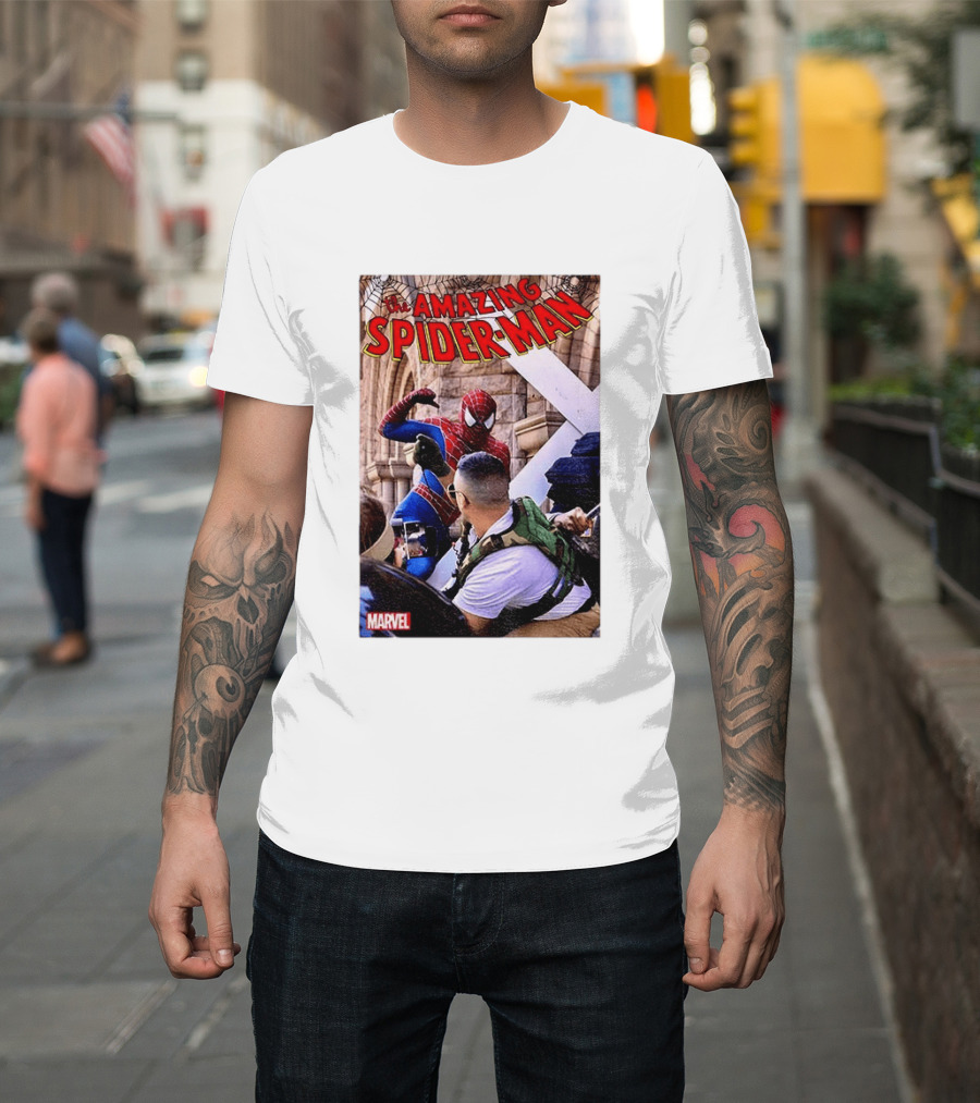 The Amazing Spider Man Marvel Comic Scene T-Shirt