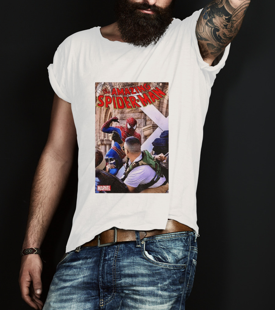 The Amazing Spider Man Marvel Comic Scene T-Shirt
