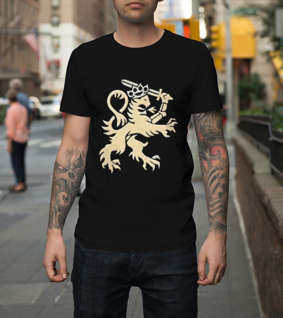 Heraldic Gold Rampant Lion With Crown Sword And Brass Knuckles T-Shirt