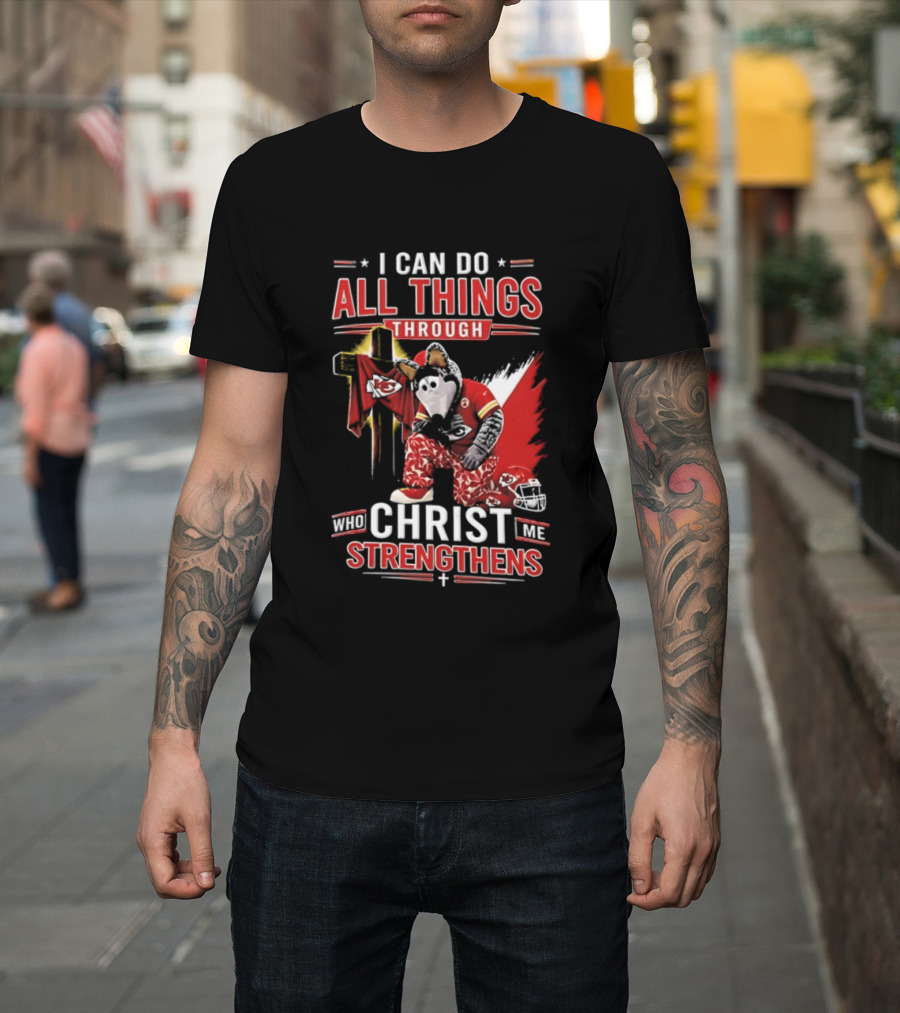 I Can Do All Things Through Christ Who Strengthens Me Kansas City Chiefs Football Player Kneeling Prayer Cross T-Shirt