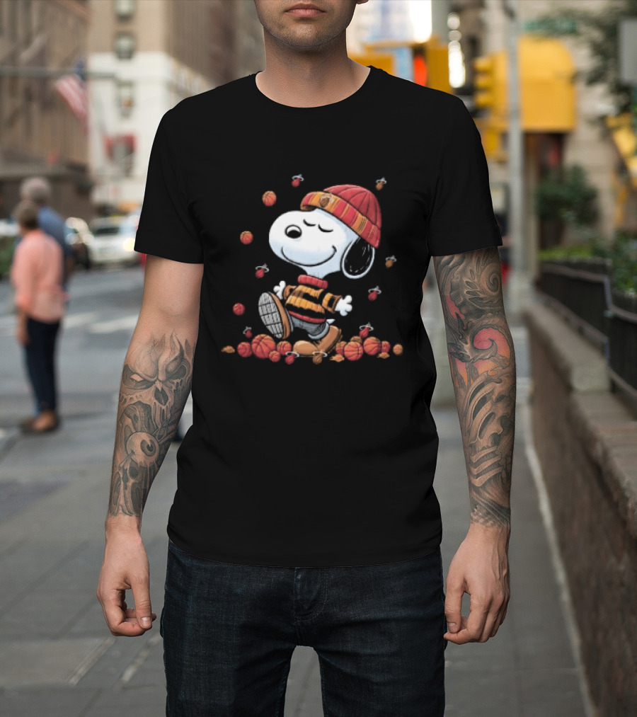 Miami Heat NBA Snoopy Walking Beanie Striped Flaming Basketballs Black T-Shirt