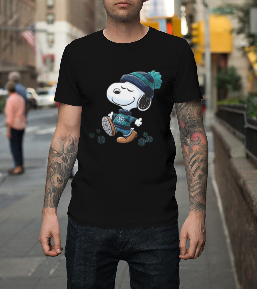 Seattle Mariners Snoopy Walking Beanie And Baseballs MLB Cartoon T-Shirt