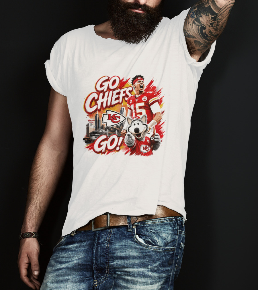 Go Chiefs Kansas City Patrick Mahomes 15 KC Football T-Shirt