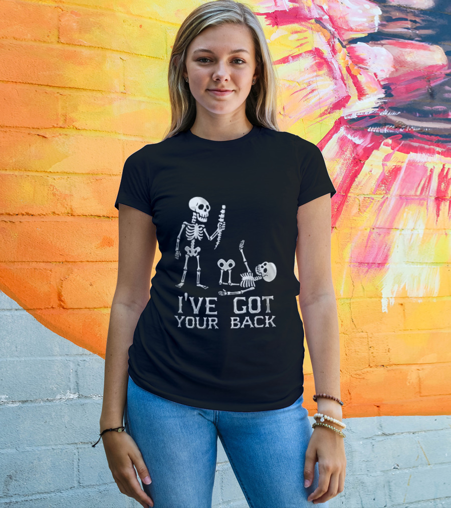 I've Got Your Back Skeleton Humor Holding Spine Over Fallen Body T-Shirt