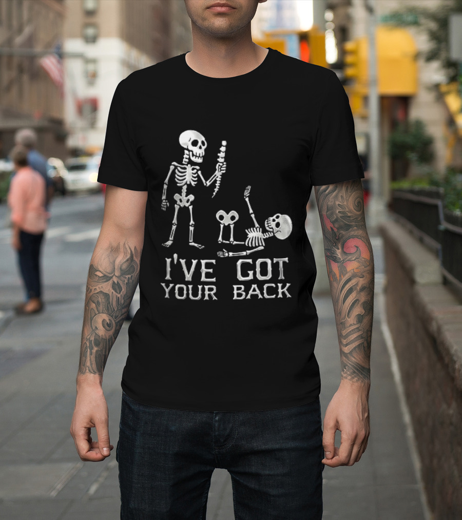 I've Got Your Back Skeleton Humor Holding Spine Over Fallen Body T-Shirt