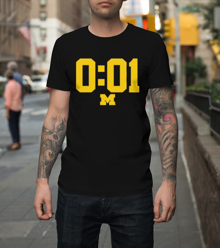 Michigan Wolverines 0.01 Seconds M T-Shirt
