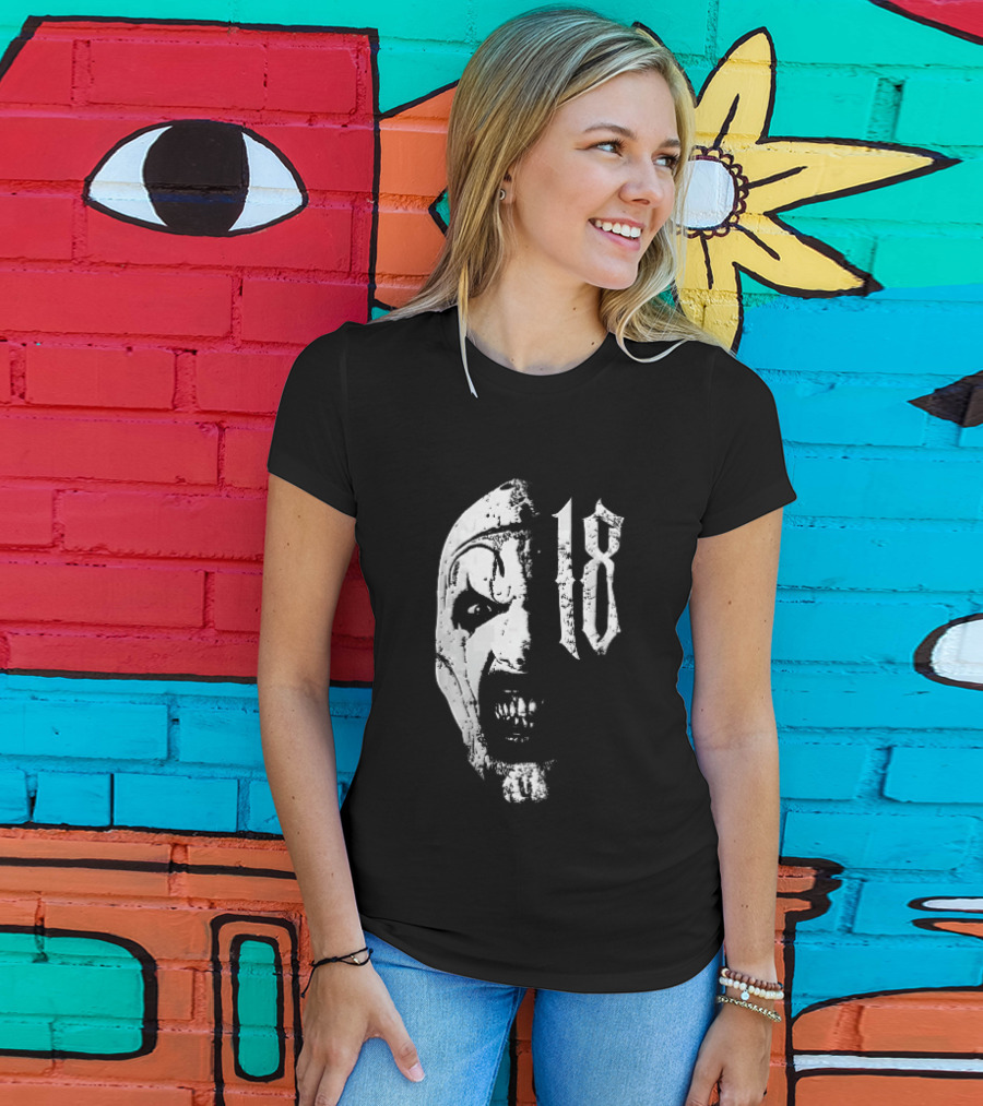 18 Terrifier Clown Distressed Half Face Screaming T-Shirt