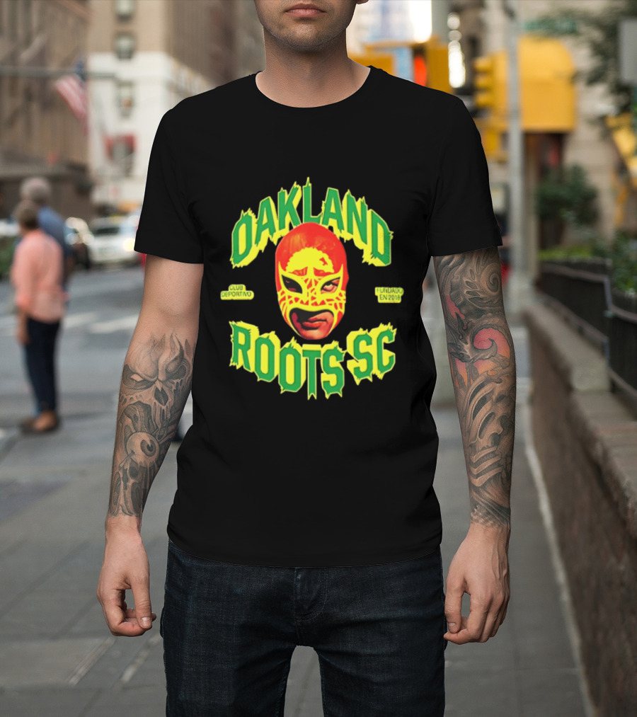 Oakland Roots SC Mucho Punk Máscara Luchador Club Deportivo Fundado En 2018 T-Shirt
