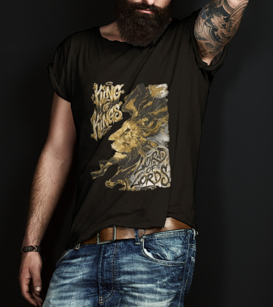 King Of Kings Lord Of Lords Golden Lion Swirling Mane T-Shirt