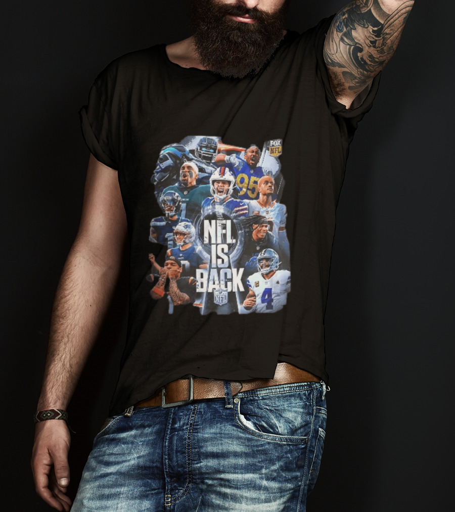 Fox NFL Is Back Vince Lombardi Trophy Football Player Collage T-Shirt