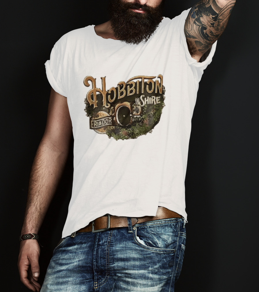 Hobbiton The Shire Eriador Green Hobbit Hole Door T-Shirt