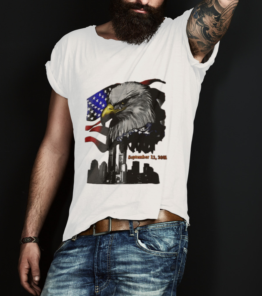 September 11 2001 Twin Towers New York Skyline Crying Bald Eagle American Flag T-Shirt