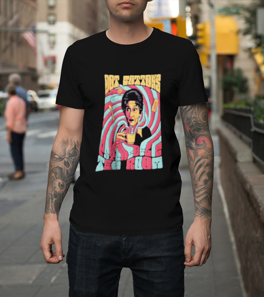 Dot Cotton's Psychedelic Tea Room Eastenders Retro Swirl T-Shirt
