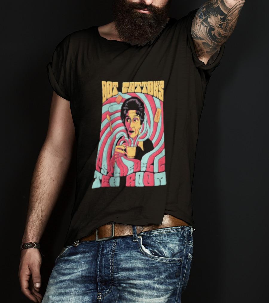 Dot Cotton's Psychedelic Tea Room Eastenders Retro Swirl T-Shirt