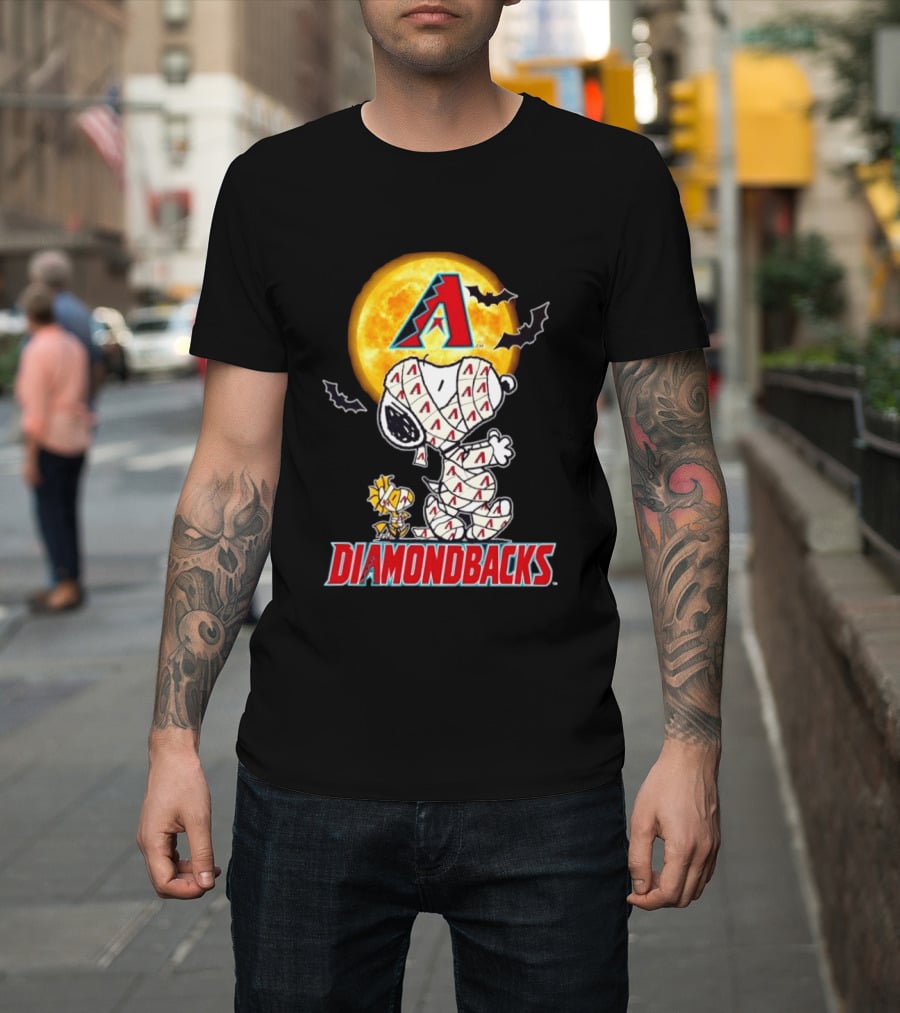 Arizona Diamondbacks Snoopy Woodstock Mummy Halloween Moon Bats T-Shirt