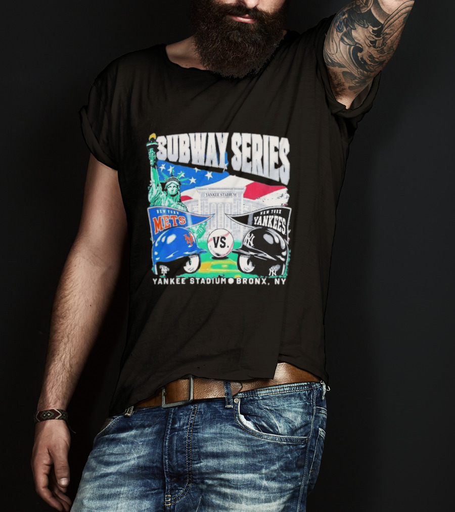 Subway Series Yankee Stadium Bronx NY Mets Yankees Statue Of Liberty T-Shirt