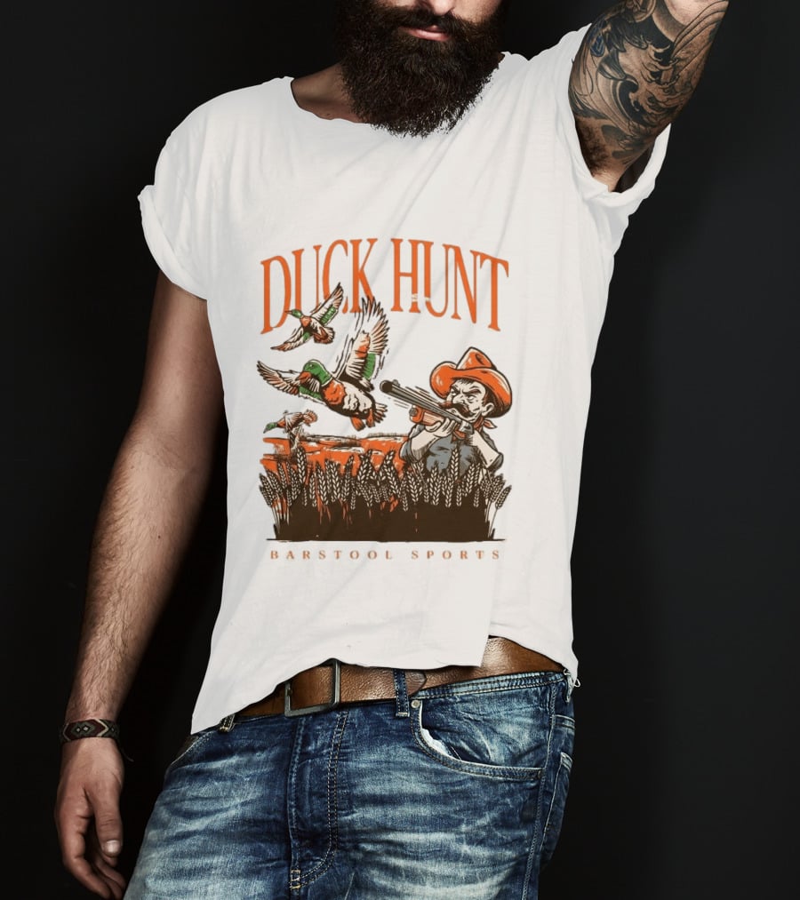 Duck Hunt Barstool Sports Vintage Hunting Scene T-Shirt