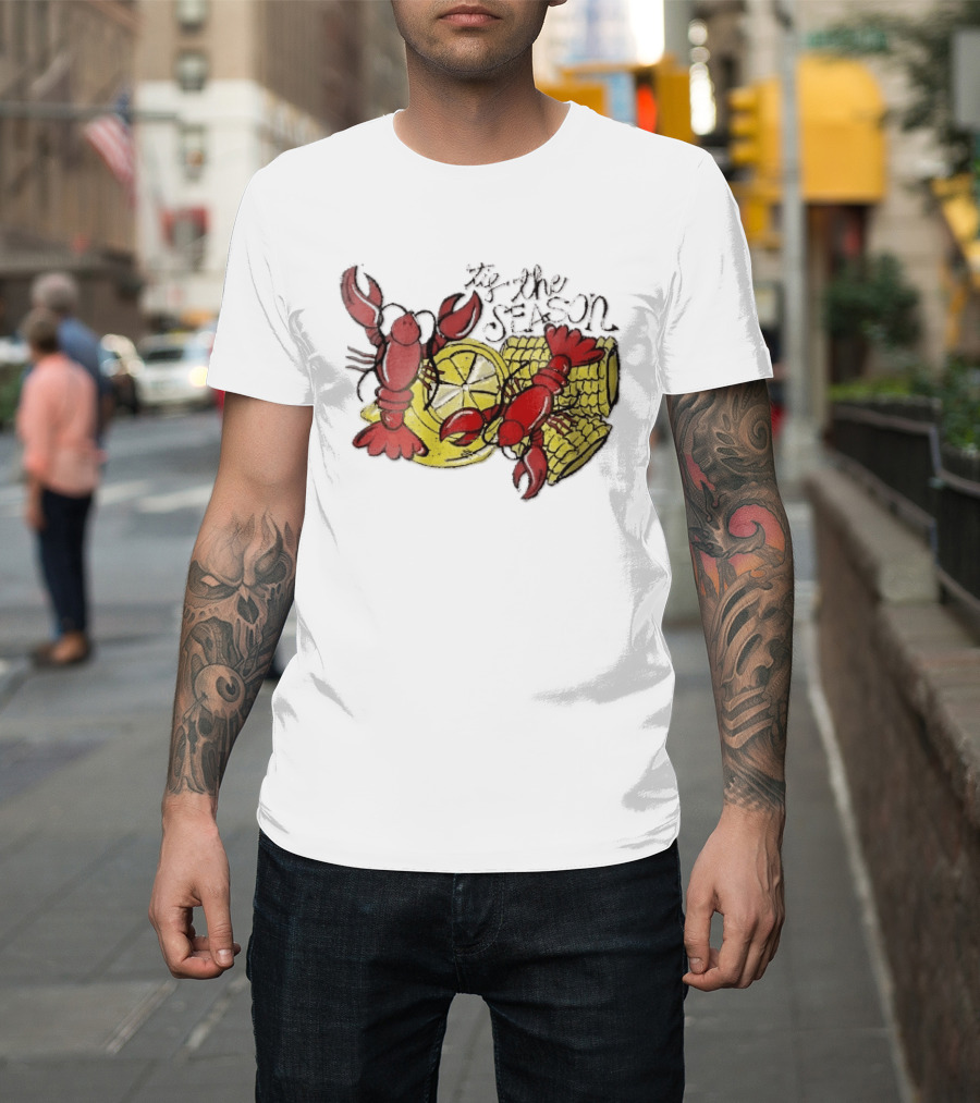 Tis The Season Distressed Cartoon Crawfish Lemon Corn Cob Fun T-Shirt
