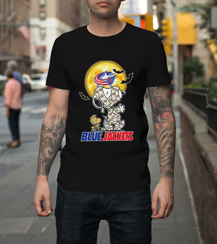 Columbus Blue Jackets Snoopy Woodstock Mummy Halloween Moon T-Shirt