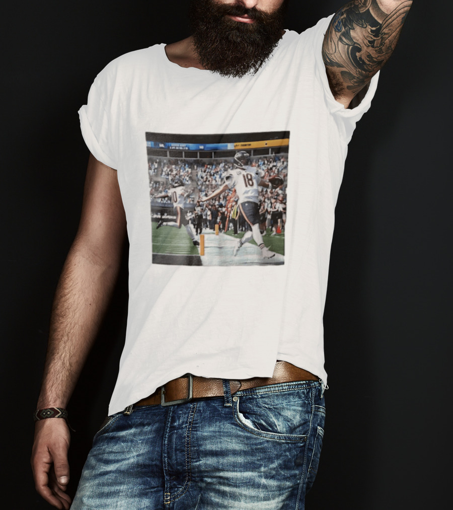 Chicago Bears Caleb Williams Rome Odunze Players Photo NFL Football Action T-Shirt