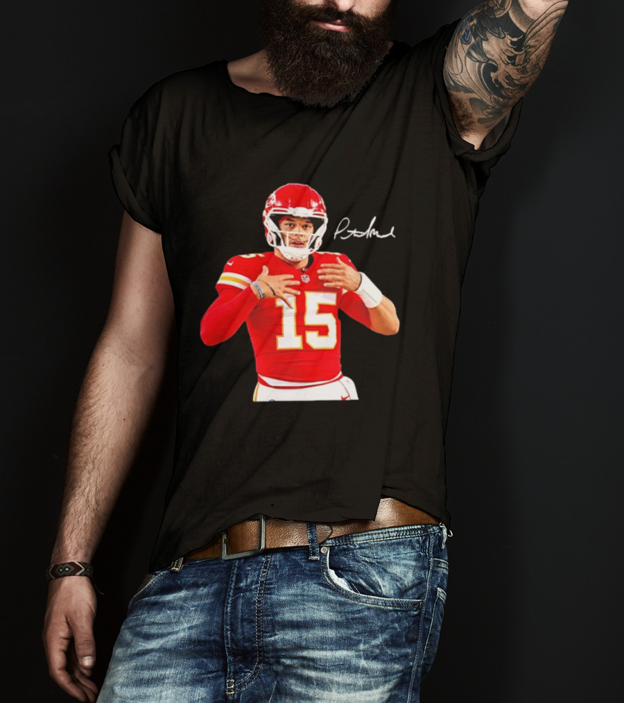 Patrick Mahomes Kansas City Chiefs Number 15 Autograph NFL Quarterback T-Shirt