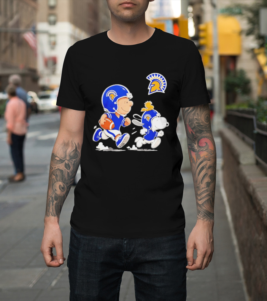 San José State Spartans Charlie Brown Woodstock Snoopy Football NCAA T-Shirt