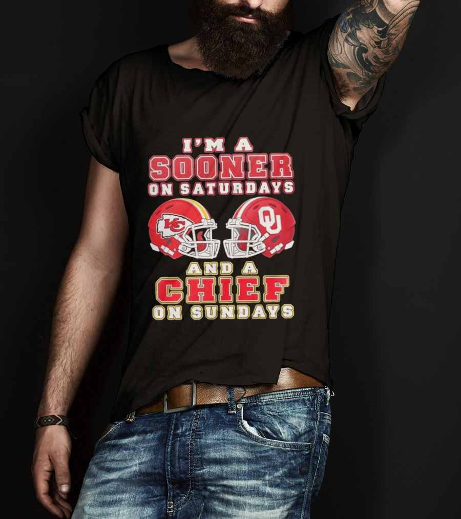 I'm A Sooner On Saturdays And A Chief On Sundays Kansas City OU Football Helmets T-Shirt