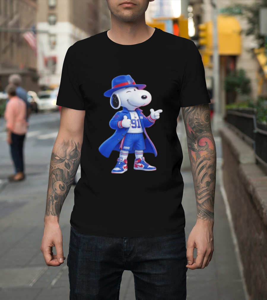 Snoopy New York Giants Football Player Cartoon Blue Coat And Hat T-Shirt