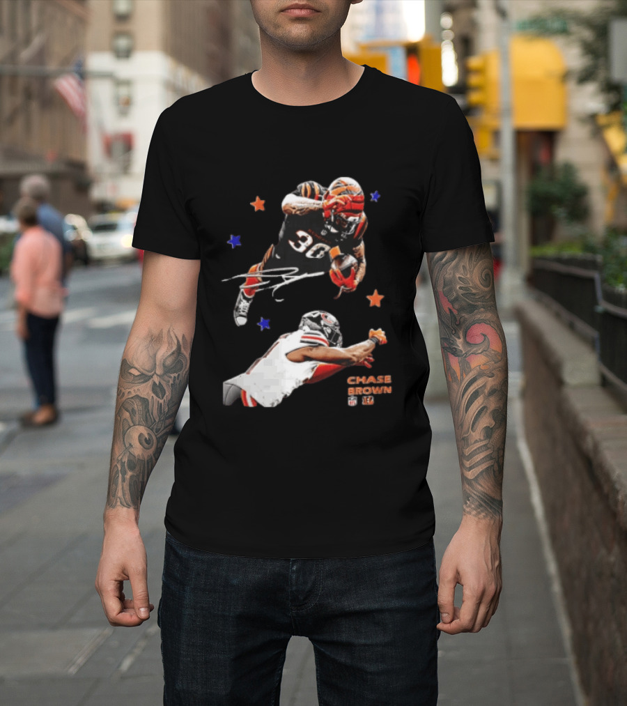 Cincinnati Bengals Chase Brown 30 Running Football Player With Stars T-Shirt