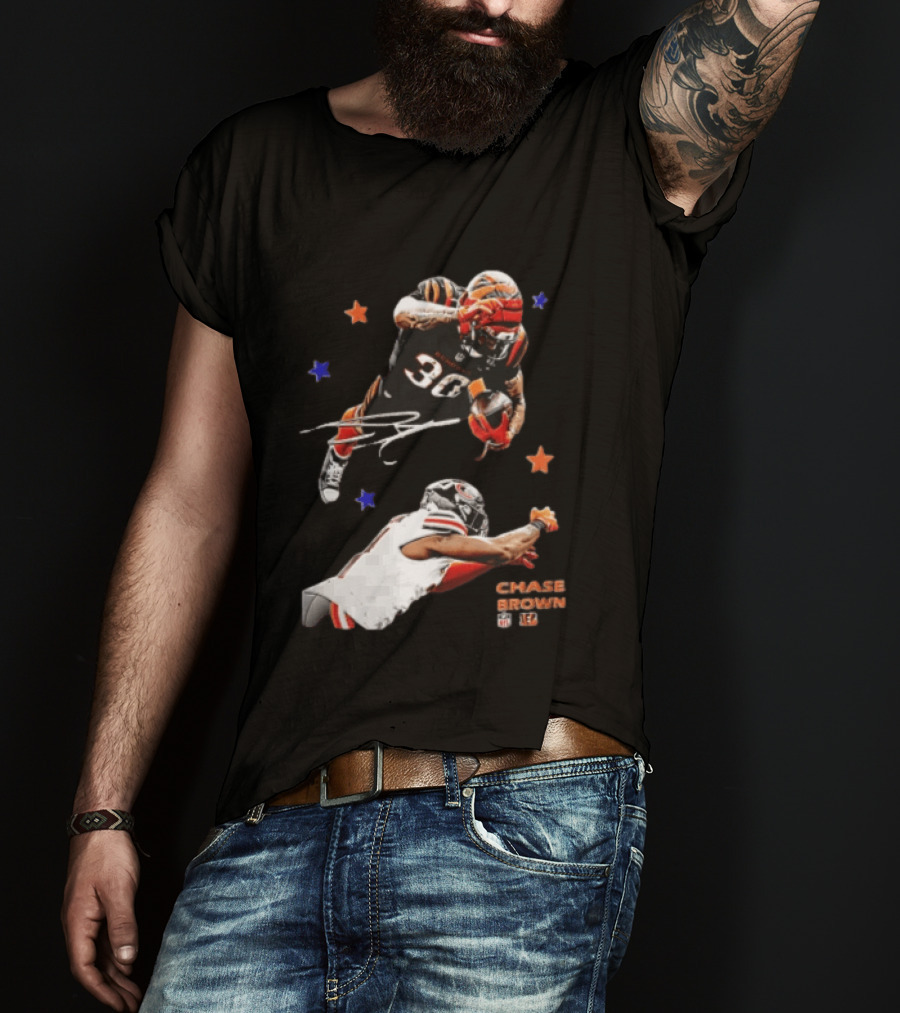 Cincinnati Bengals Chase Brown 30 Running Football Player With Stars T-Shirt