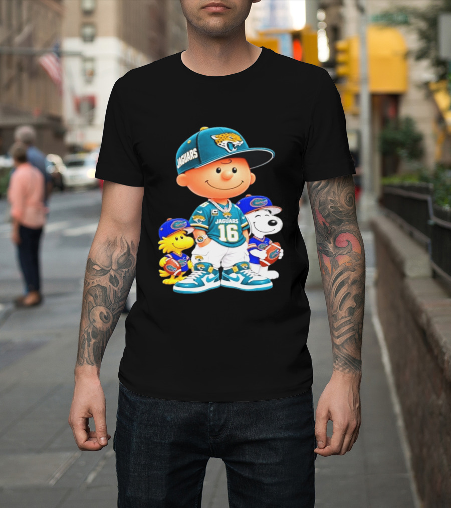 Charlie Brown With Snoopy And Woodstock Jacksonville Jaguars 16 Jersey Peanuts Football Fan Gear T-Shirt