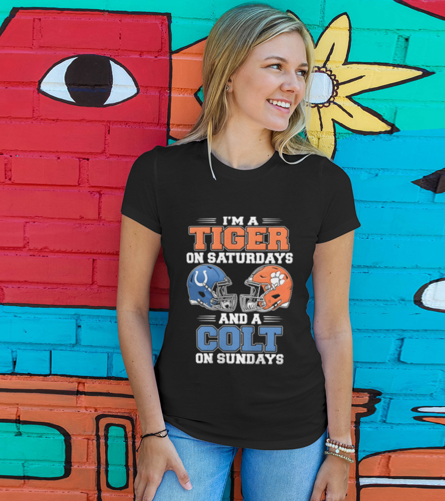 I'm A Tiger On Saturdays And A Colt On Sundays Helmet Football Rivalry T-Shirt