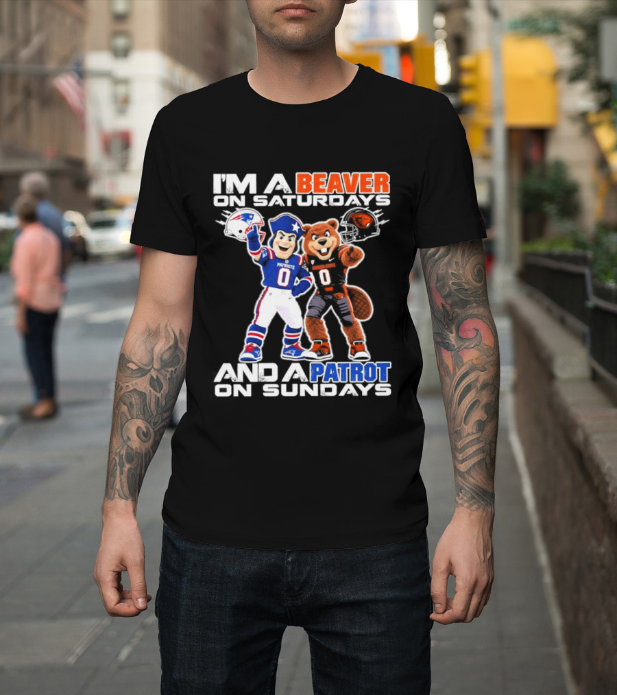 I'm A Beaver On Saturdays And A Patriot On Sundays Football Mascots T-Shirt