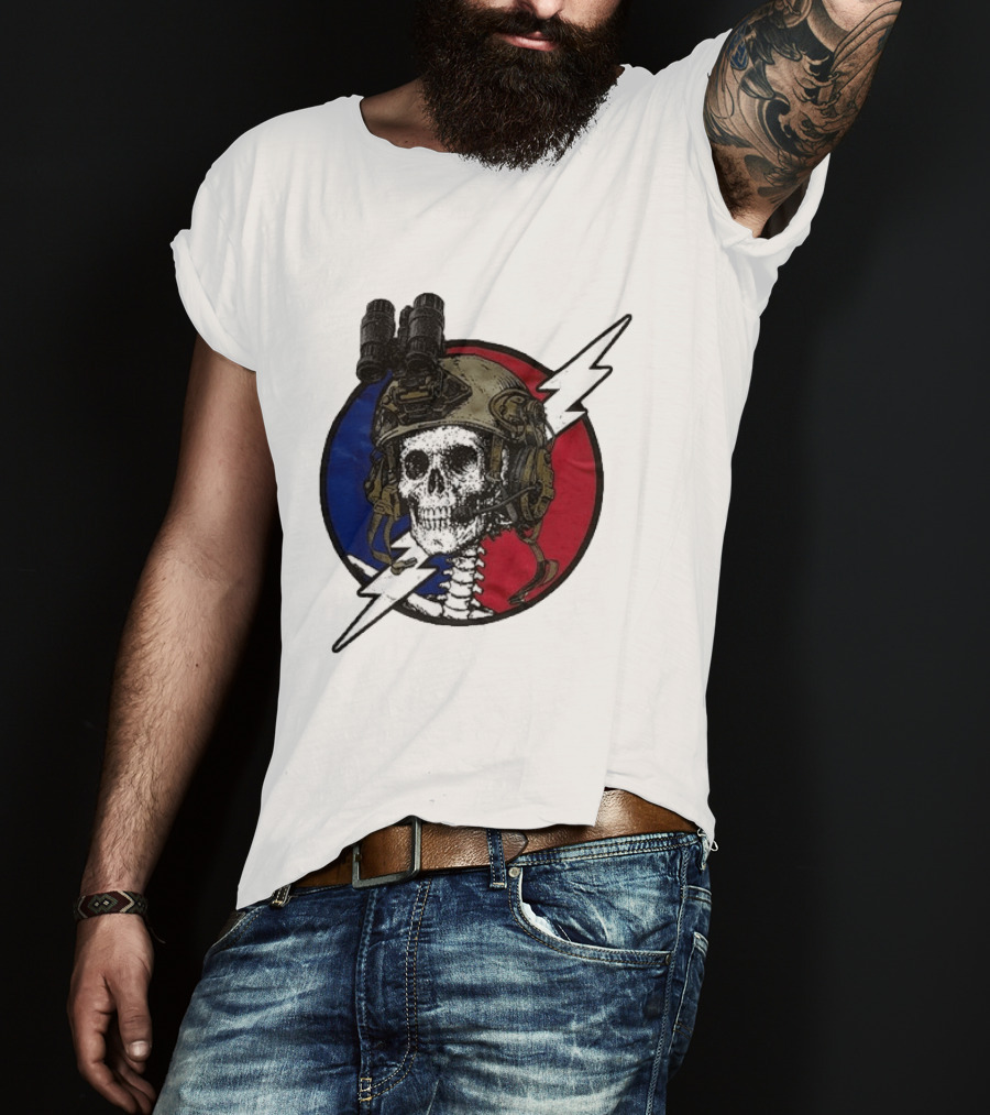 Grateful Dead Carry The Fire Skull With Helmet Lightning Bolt Blue Red Circle T-Shirt