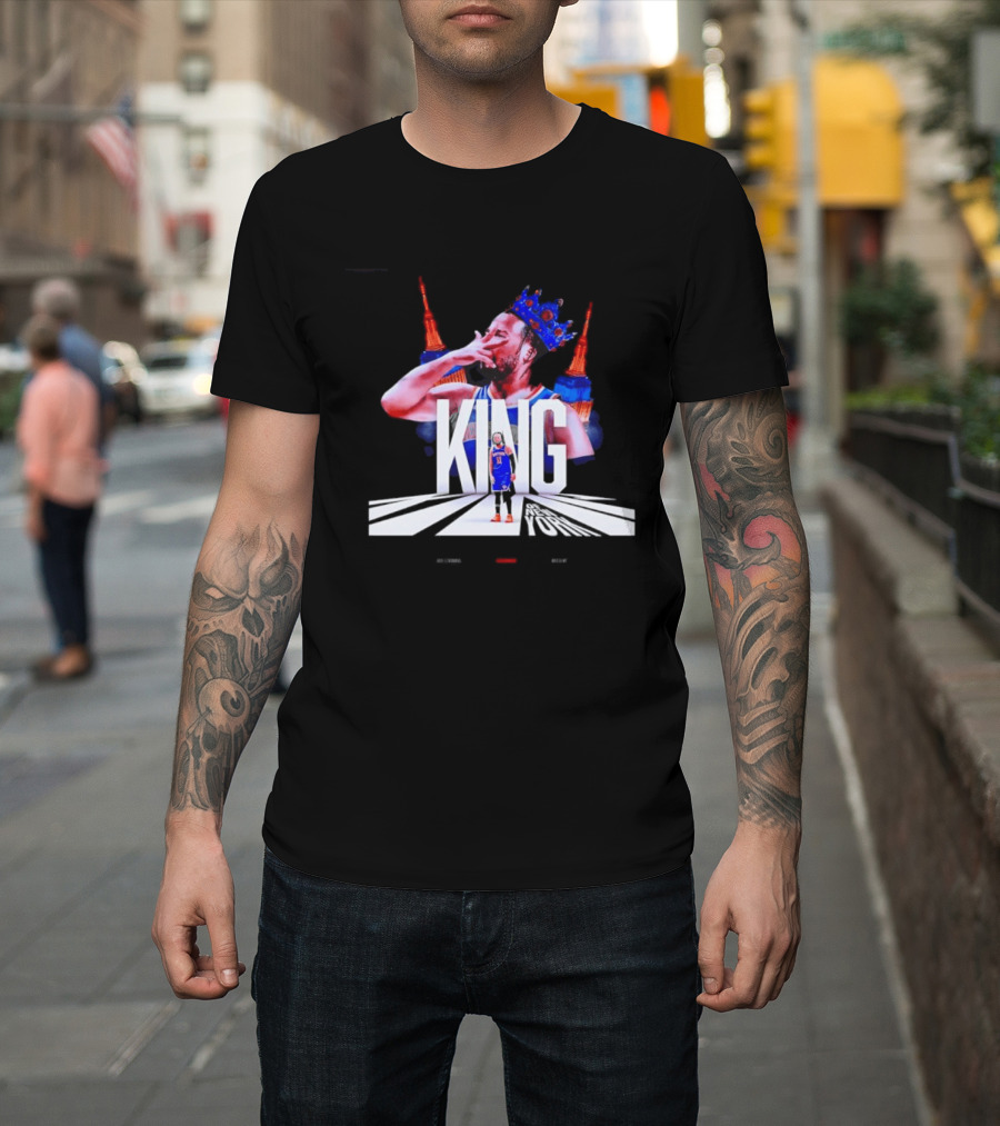 King Of New York Jalen Brunson Crown Basketball Statue Liberty Skyline T-Shirt