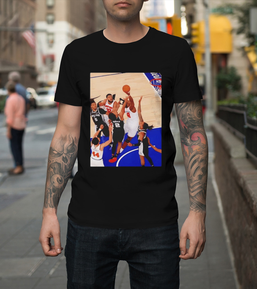 The Putback With OG Knicks Dunking Against Spurs T-Shirt
