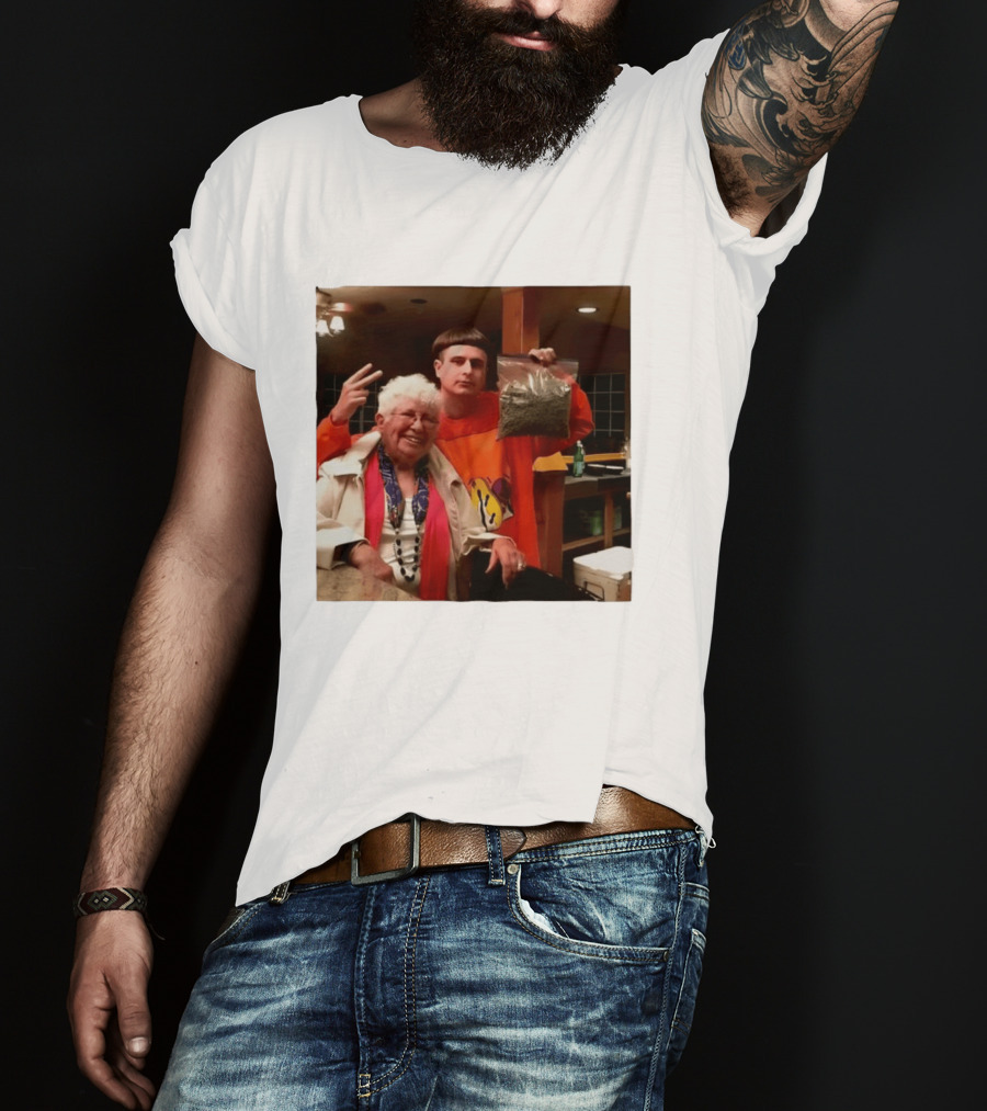 Oliver Tree Peace Sign Grandma Holding Bag T-Shirt