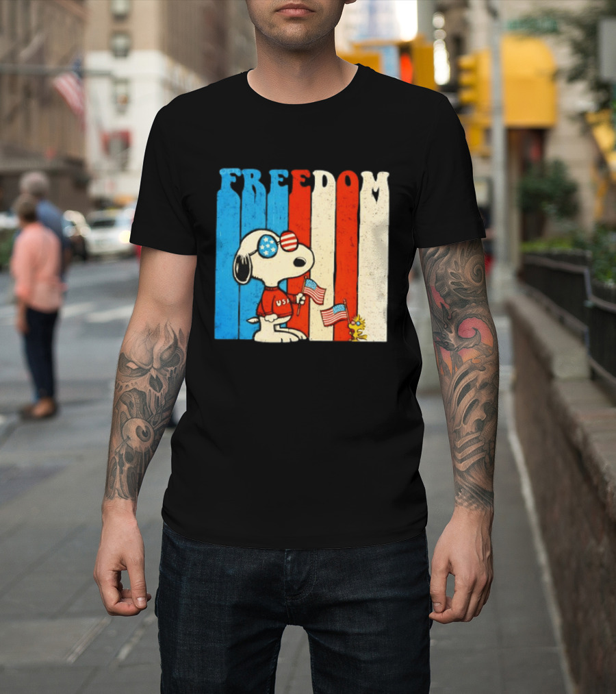 Freedom Snoopy Woodstock Peanuts USA 250th Anniversary Patriotic Celebration T-Shirt