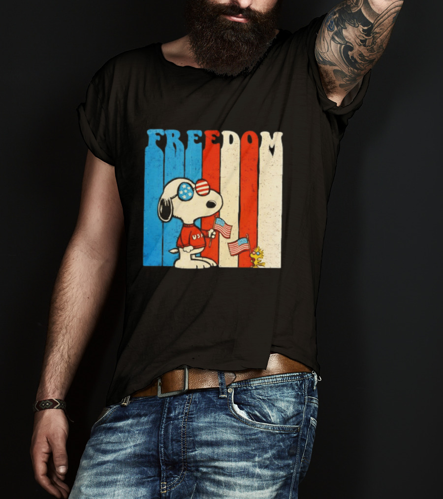 Freedom Snoopy Woodstock Peanuts USA 250th Anniversary Patriotic Celebration T-Shirt